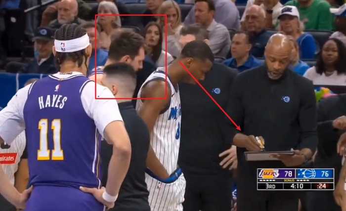 东契奇&海斯偷听魔术布置战术 八村塁小声询问：听到啥了？